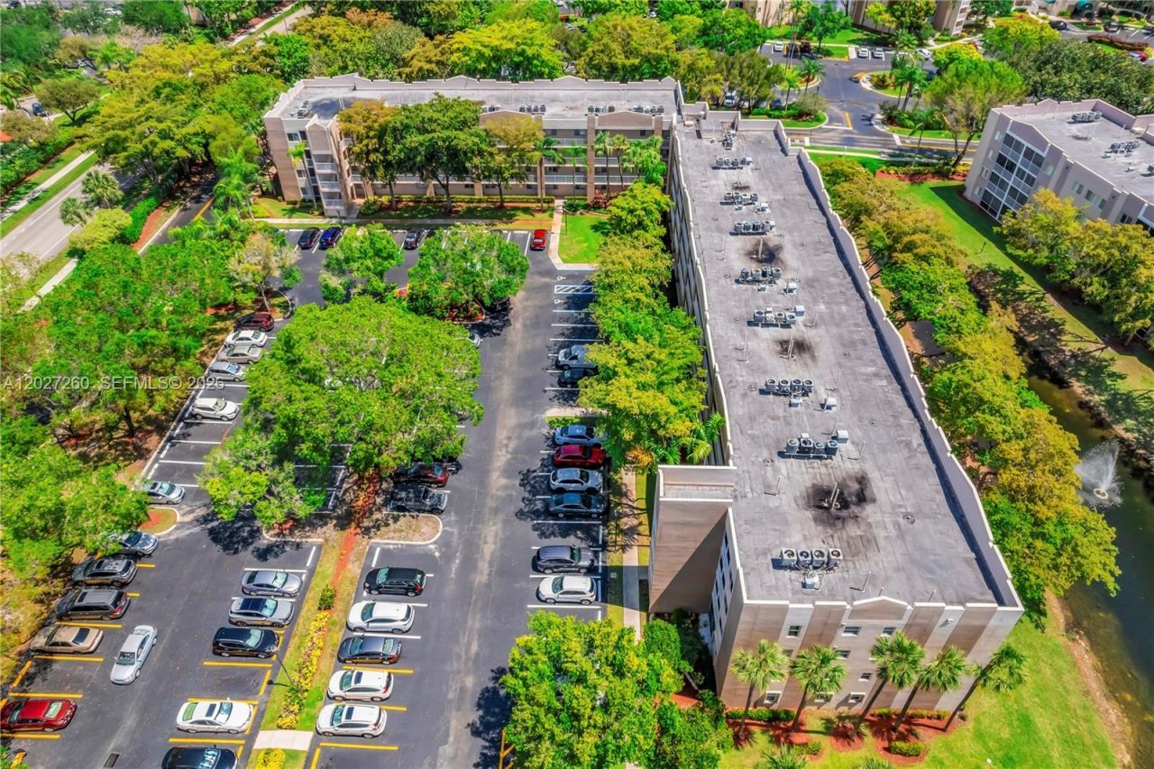 9511 Weldon Cir , Unit G308, Tamarac, FL 33321 Photo