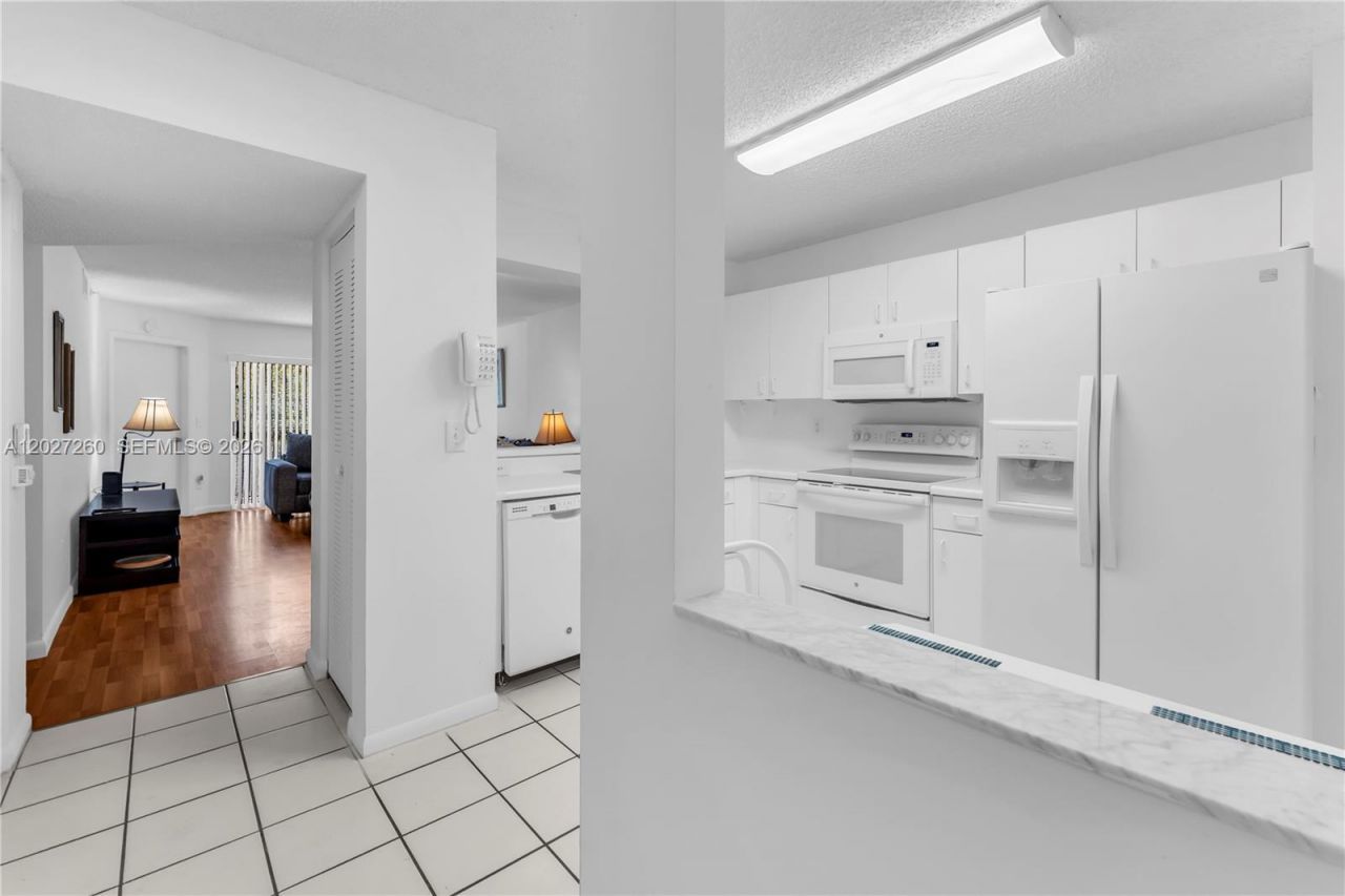 9511 Weldon Cir , Unit G308, Tamarac, FL 33321 Photo