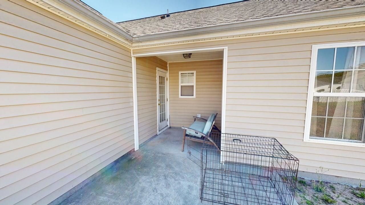 4646 Farm Lake Dr.  Photo 14