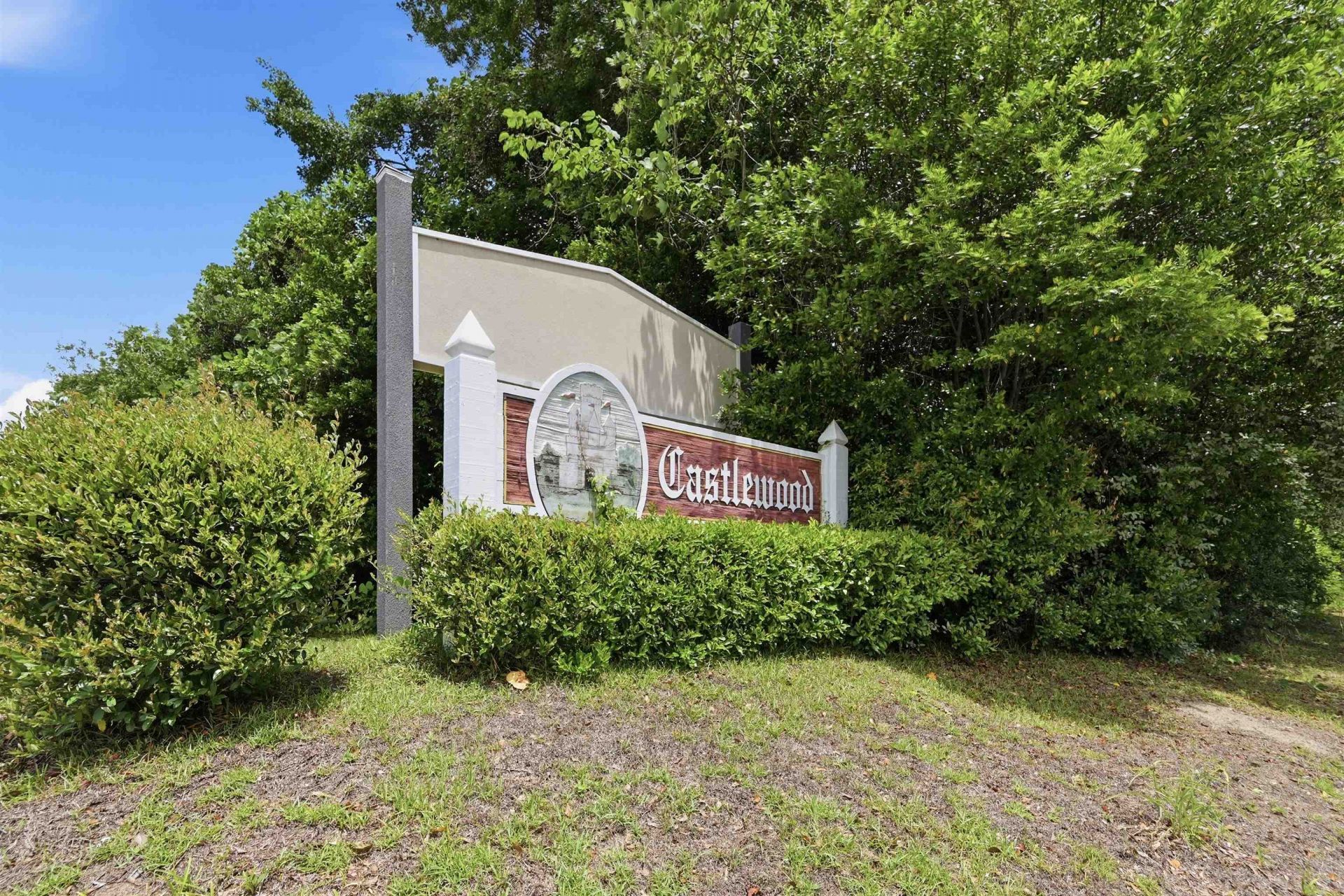 961 Castlewood Dr.  Photo 32