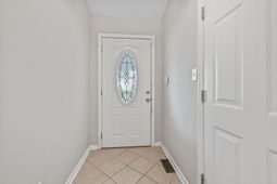 961 Castlewood Dr.  photo 4