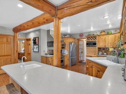 10068 Meadow Way, Truckee, CA 96161 Photo