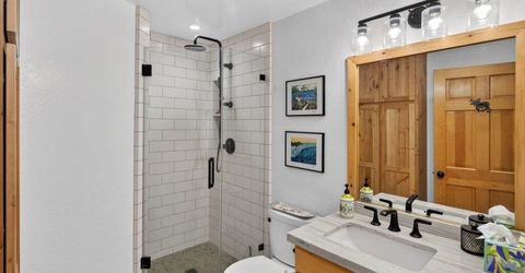 10068 Meadow Way, Truckee, CA 96161 Photo
