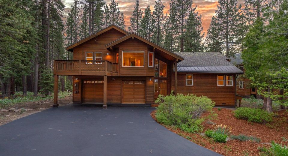 13316 Muhlebach Way, Truckee, CA 96161 Photo