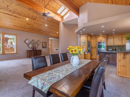 13316 Muhlebach Way, Truckee, CA 96161 Photo