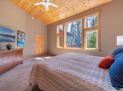13316 Muhlebach Way, Truckee, CA 96161 Photo
