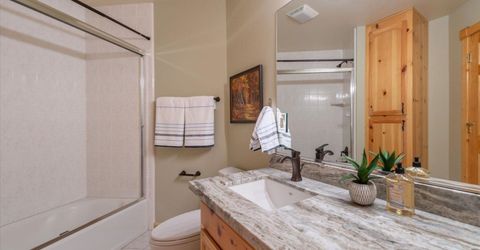 13316 Muhlebach Way, Truckee, CA 96161 Photo
