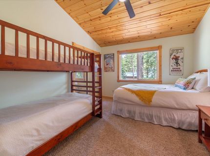 13316 Muhlebach Way, Truckee, CA 96161 Photo