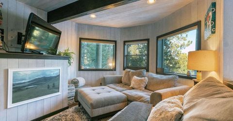 10594 Snowshoe Circle, Truckee, CA 96161 Photo