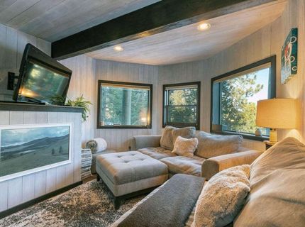 10594 Snowshoe Circle, Truckee, CA 96161 Photo