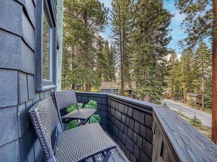 10594 Snowshoe Circle, Truckee, CA 96161 Photo