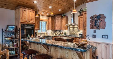 11410 Skislope Way, Truckee, CA 96161 Photo