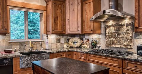 11410 Skislope Way, Truckee, CA 96161 Photo