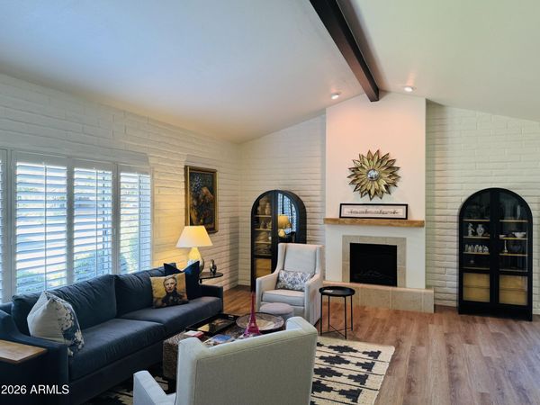 4800 N 68TH Street, Unit 375, Scottsdale, AZ 85251