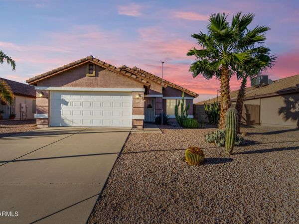 920 E PIMA Avenue, Apache Junction, AZ 85119