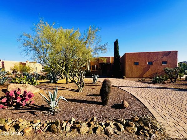 36439 N 14TH Street, Phoenix, AZ 85086