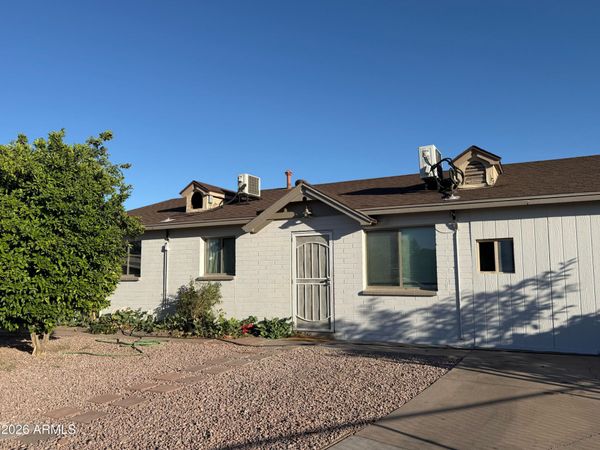 2940 N 81ST Drive, Phoenix, AZ 85033