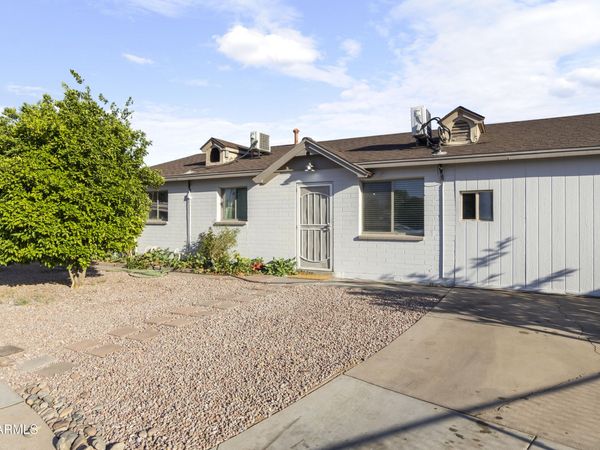 2940 N 81ST Drive, Phoenix, AZ 85033