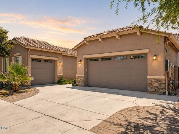 9821 E THORNBUSH Avenue, Mesa, AZ 85212