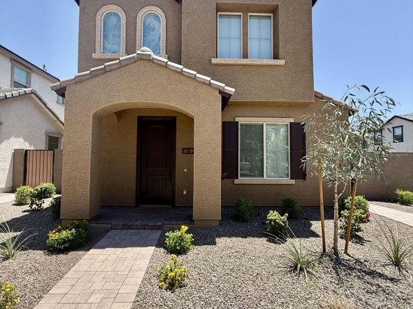 1921 W LARIAT Lane, Phoenix, AZ 85085