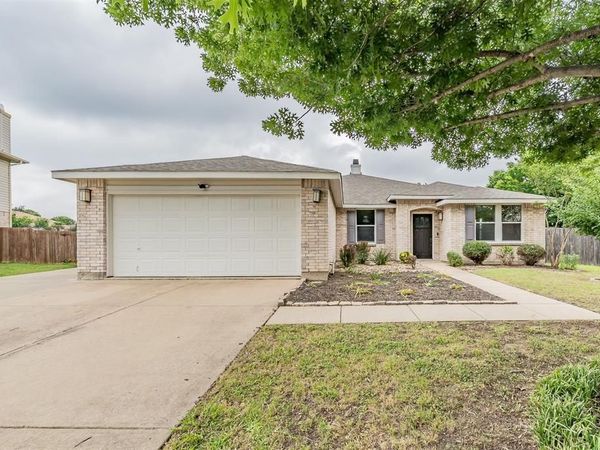 337 Snapdragon Court, Burleson, TX 76028