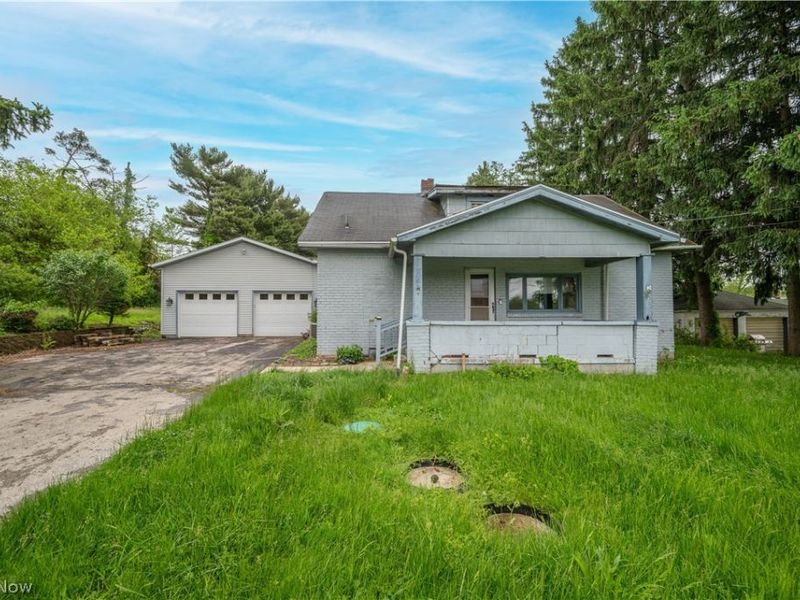 1953 Lawn Avenue, Lowellville, OH 44436 Photo 3