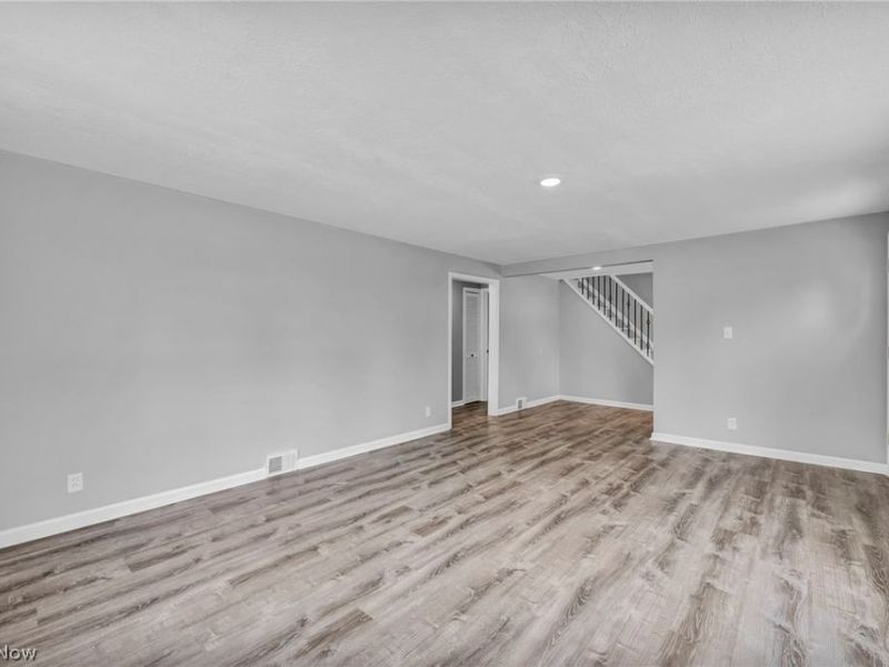 9948 Colfax Drive, Columbia Station, OH 44028 Photo 6