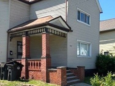 2362 E 76th Street E, Cleveland, OH 44104