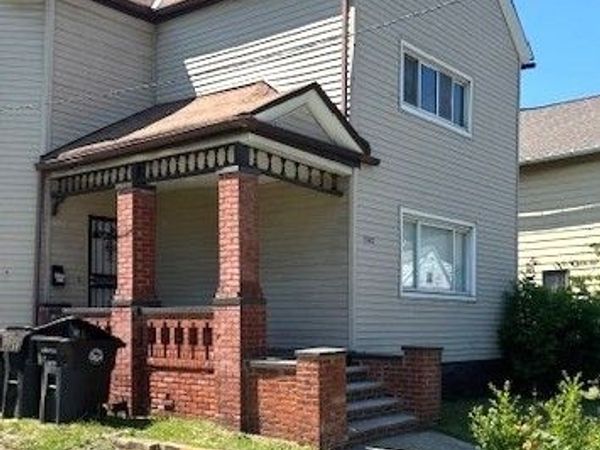 2362 E 76th Street E, Cleveland, OH 44104