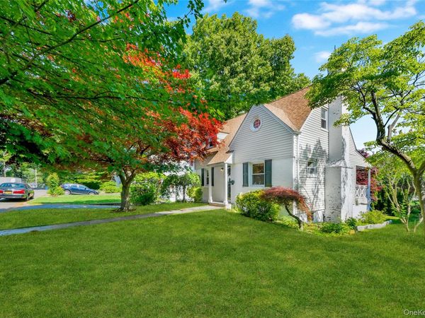 19 aka 29 The Crossway , Yonkers, NY 10701