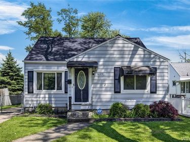 1009 Pasadena Avenue, Niagara Falls, NY 14304