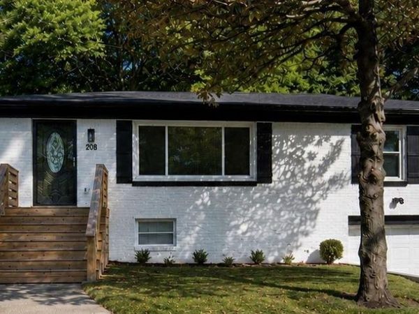 208 Silver Springs Circle SW, Atlanta, GA 30310