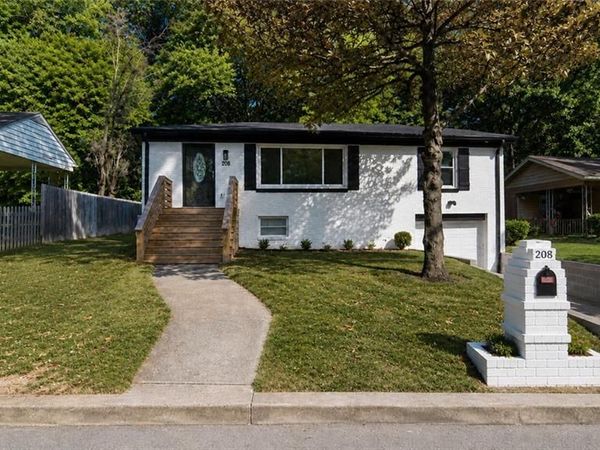 208 Silver Springs Circle SW, Atlanta, GA 30310
