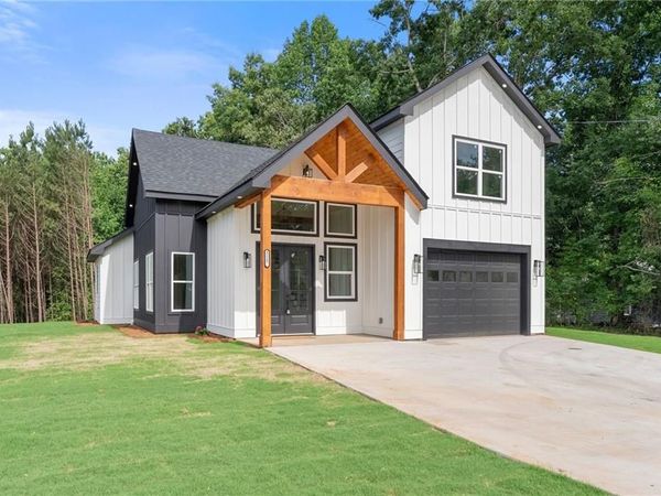 3115 Heritage Crossing Drive , Buford, GA 30519