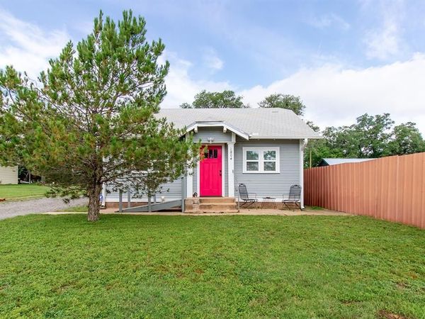 1804 S Oak, Brady, TX 76825