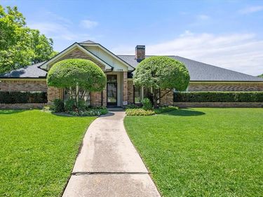 1208 Fairfax Drive, Mansfield, TX 76063