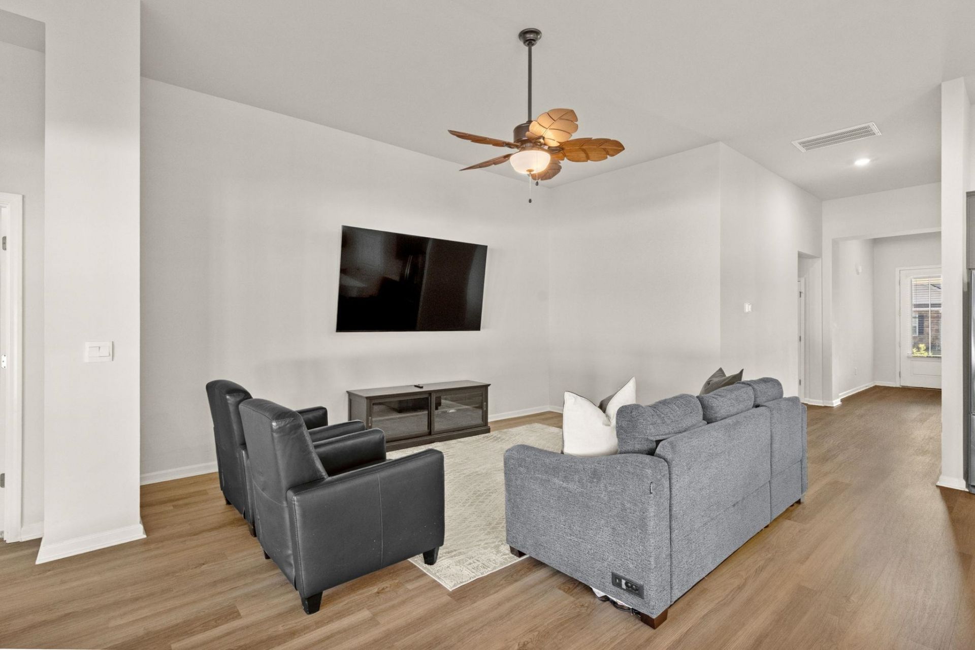 1016 Chester Glen Ct.  Photo 16
