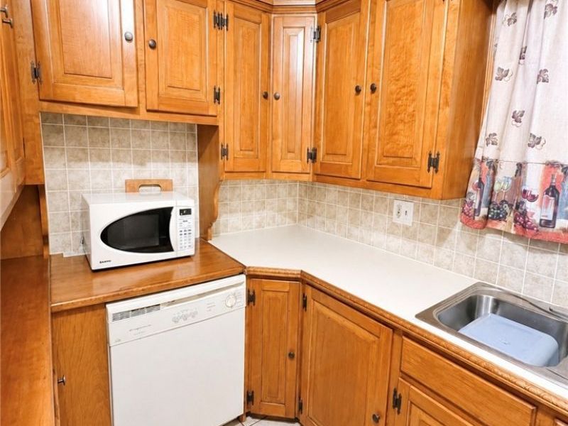 740 E Philadelphia Avenue, Youngstown, OH 44502 Photo 6