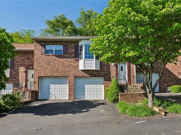 6 Revere Rd, Natrona Heights, PA 15065
