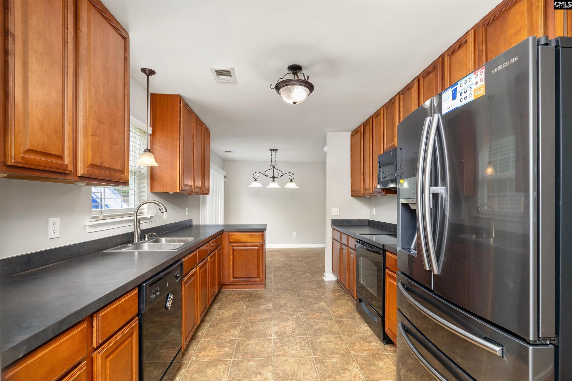 178 Vermillion Drive  Photo 9