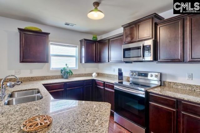 1122 Grey Pine Drive  Photo 10