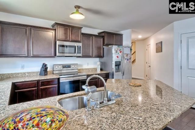 1122 Grey Pine Drive  Photo 12