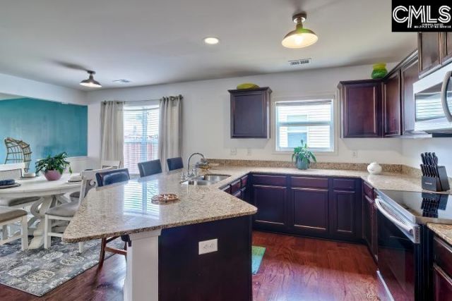 1122 Grey Pine Drive  Photo 8