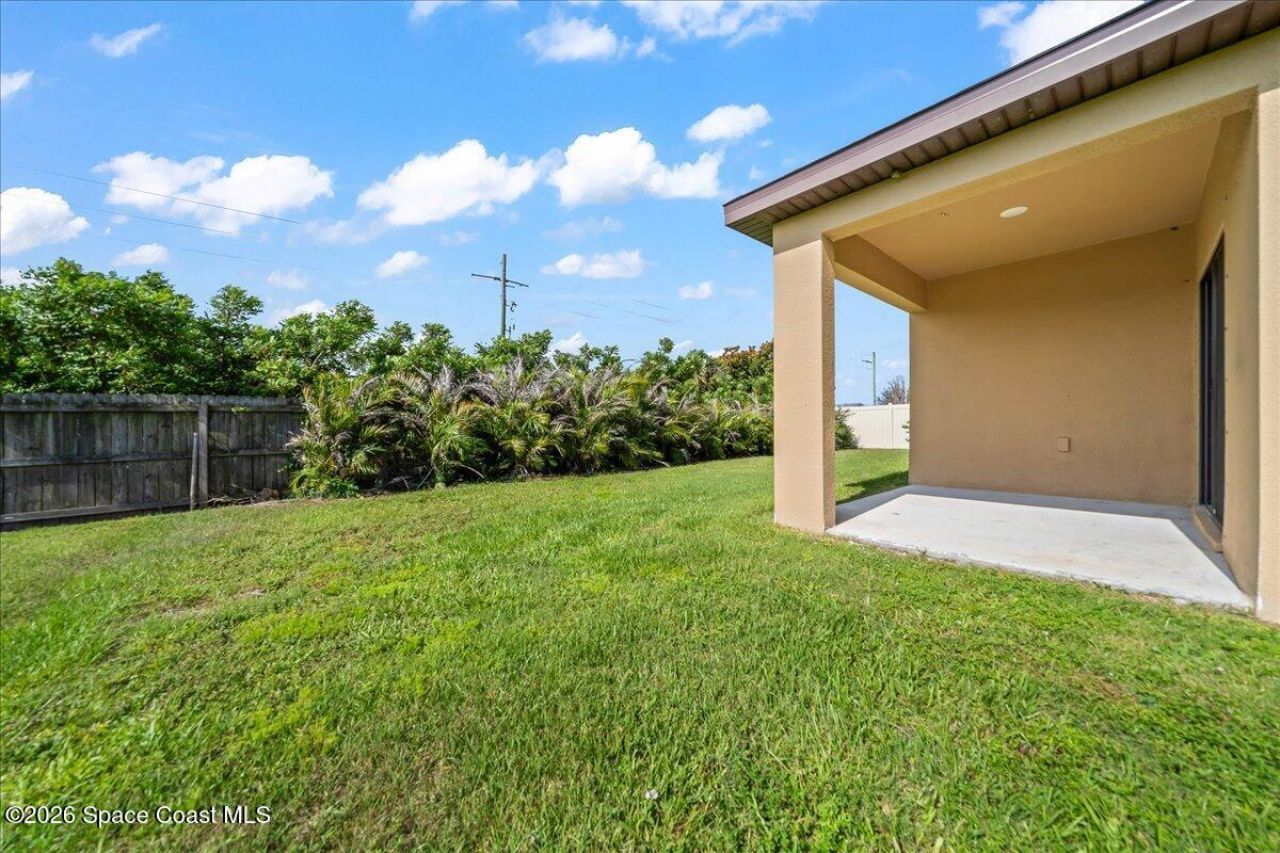 6485 Topaz Drive , Grant, FL 32949 Photo