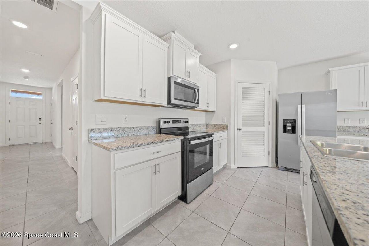 6485 Topaz Drive , Grant, FL 32949 Photo