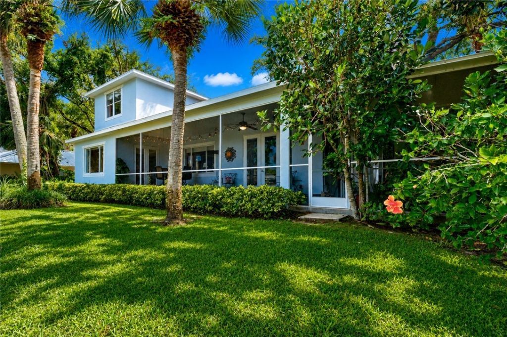 7330 36th Court , Vero Beach, FL 32967 Photo