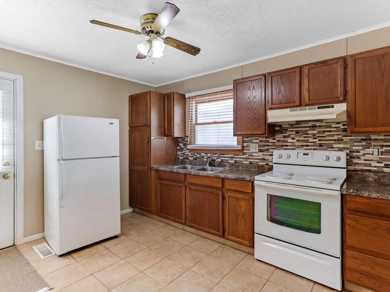 911 Hillridge Road, Reynoldsburg, OH 43068 Photo 16