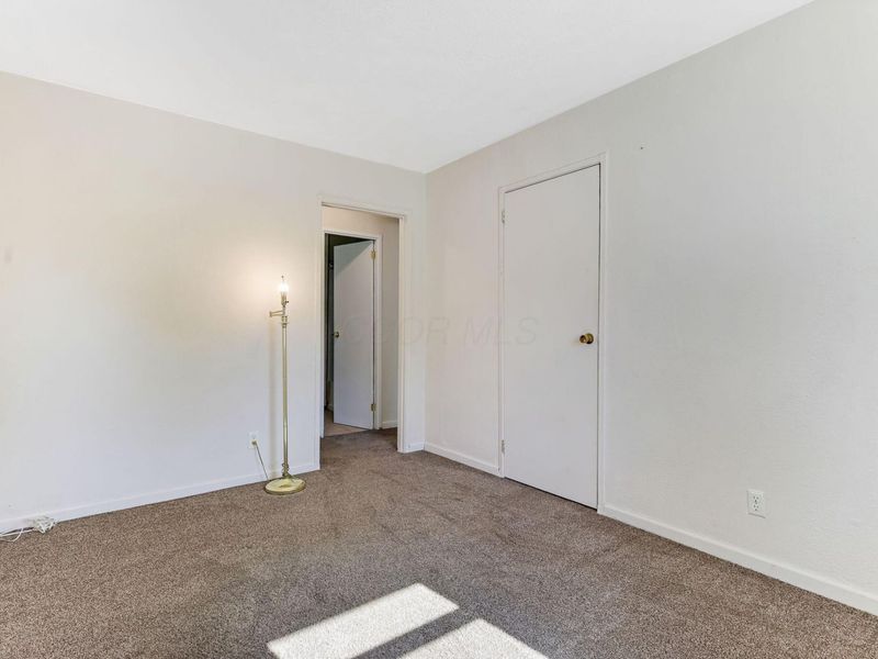 911 Hillridge Road, Reynoldsburg, OH 43068 Photo 27
