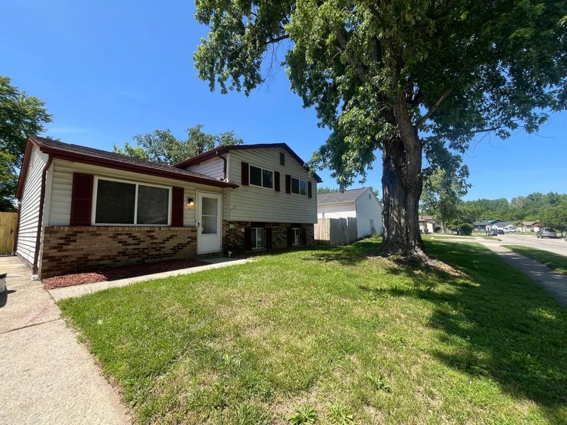4375 Trindel Way, Columbus, OH 43231 Photo 1