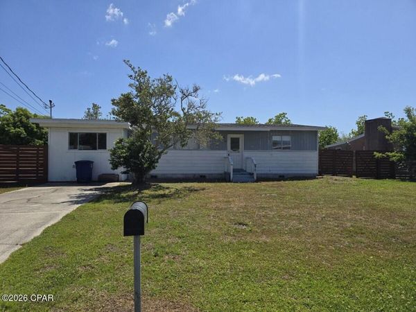 1914 Calhoun Avenue , Panama City, FL 32405